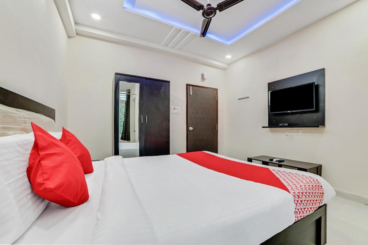 Vaccinated Staff- Oyo Flagship 60526 Five Star Grand Shamshabad Ngoại thất bức ảnh