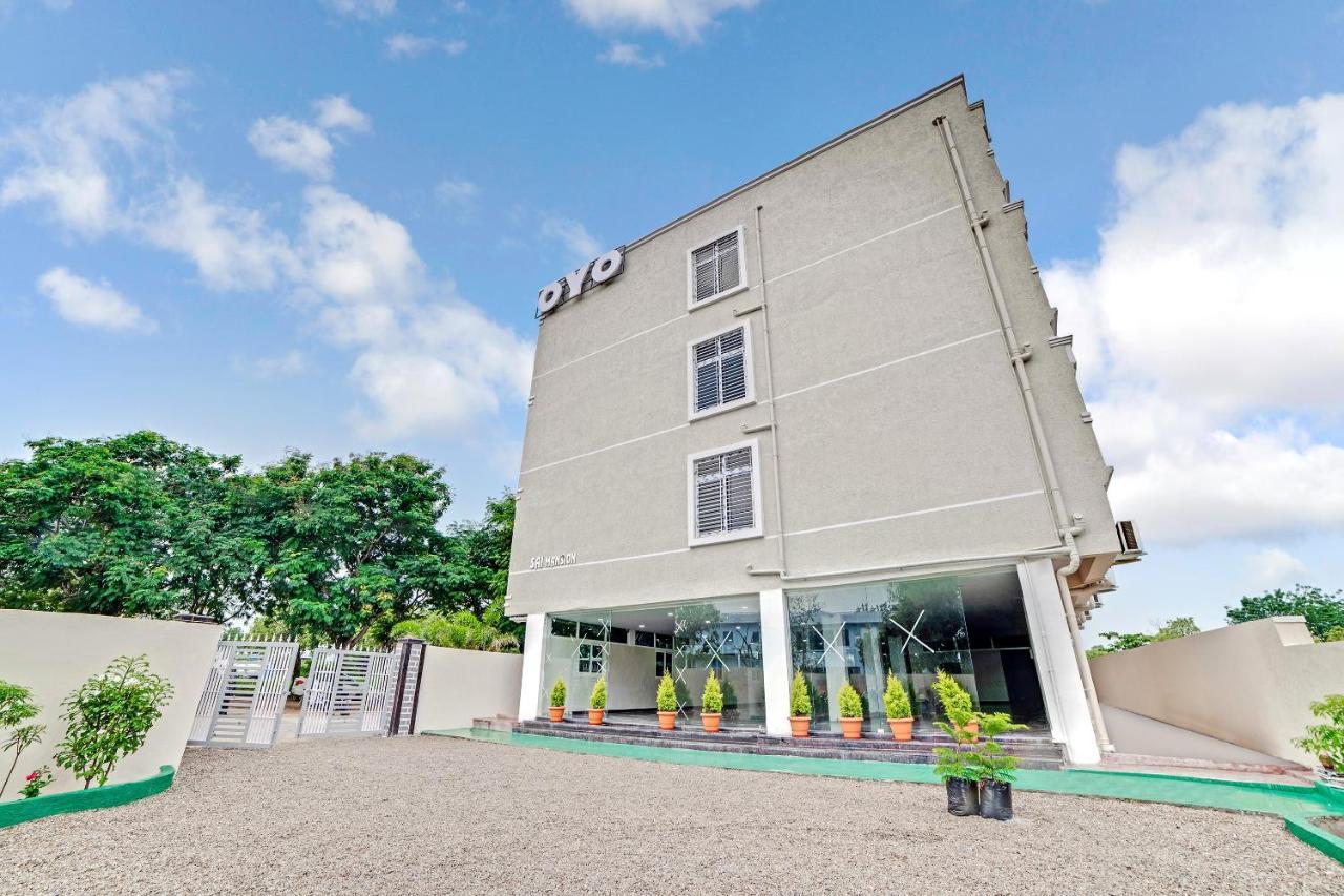 Vaccinated Staff- Oyo Flagship 60526 Five Star Grand Shamshabad Ngoại thất bức ảnh